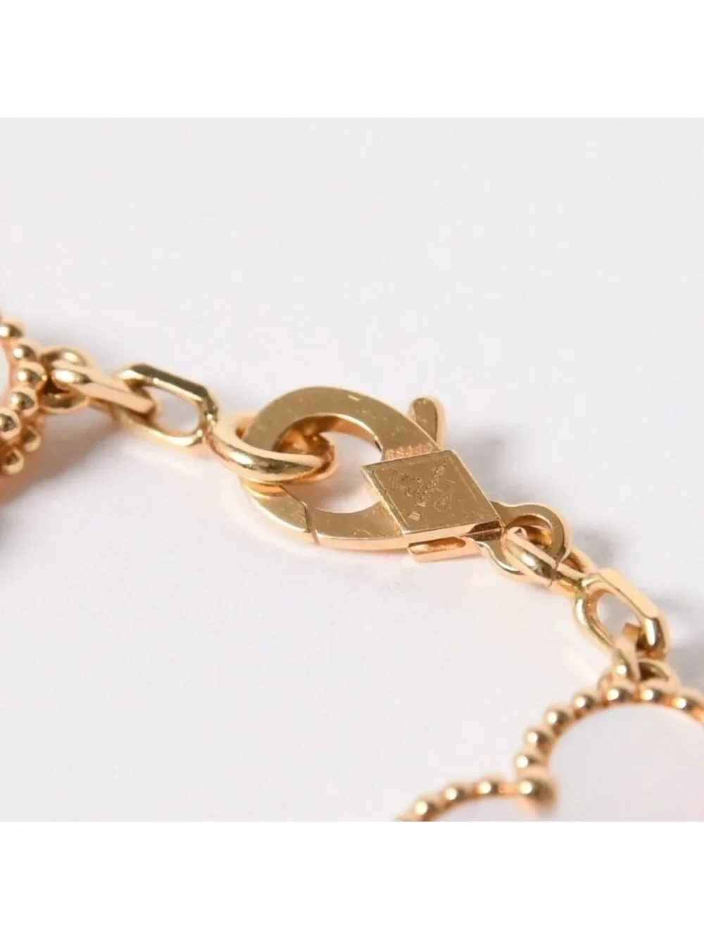 Van Cleef & Arpels brand van